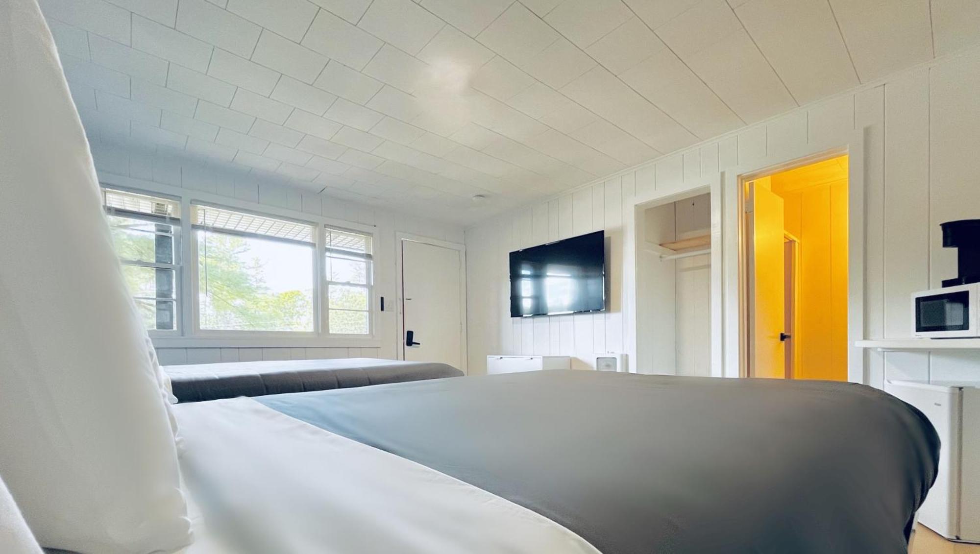 Motel Luzerne Lake Luzerne ภายนอก รูปภาพ